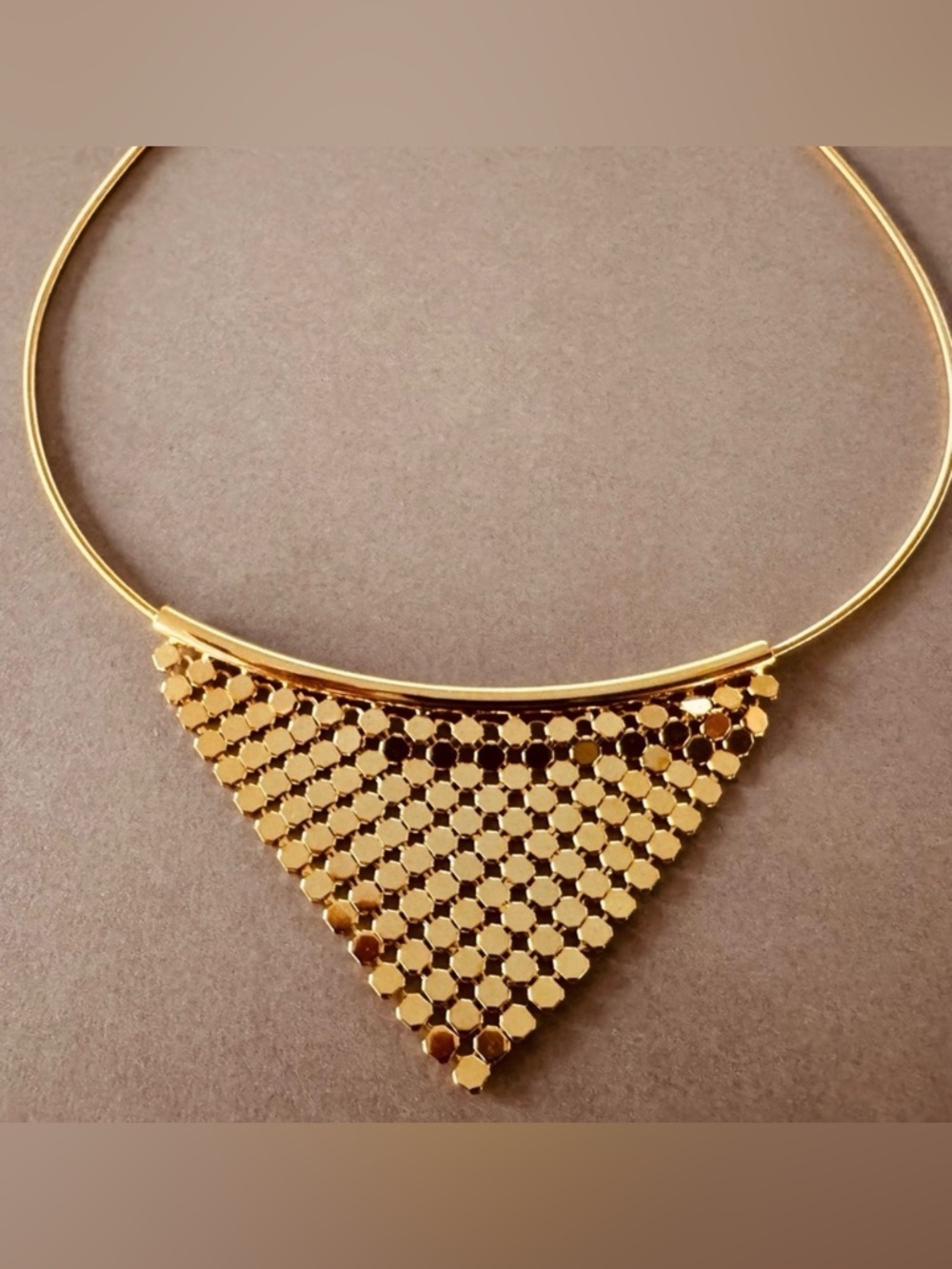Gold Tone Necklace with Mesh Pendant